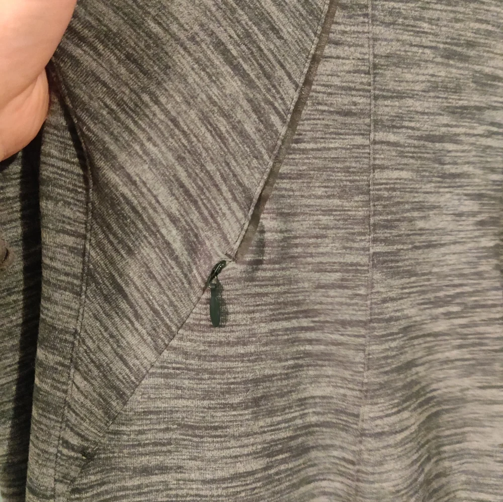 Lululemon "And Where-to dress" - Picture 5 of 7